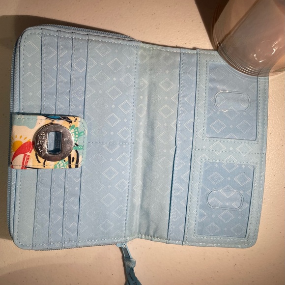 Vera Bradley RFID Turnlock Wallet Beach Pattern Blue Multicolor - Picture 5 of 5